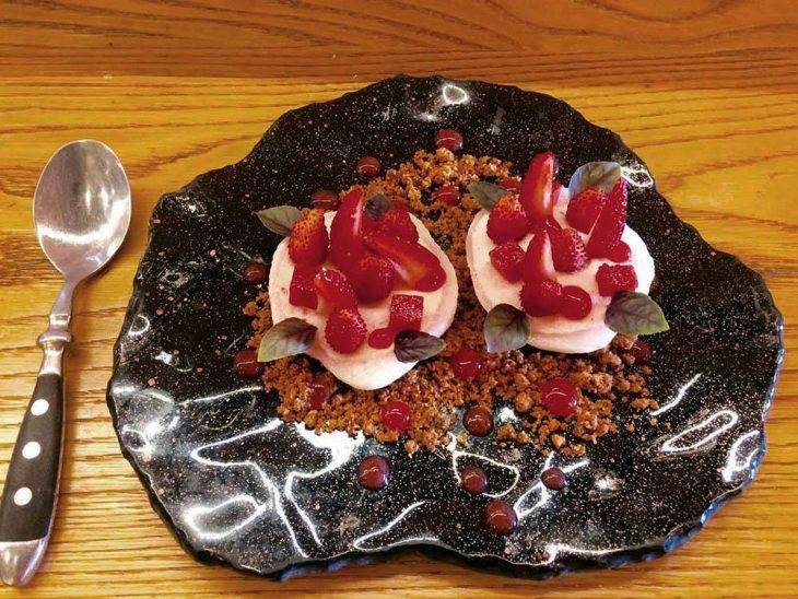 La Mundana postre con fresa