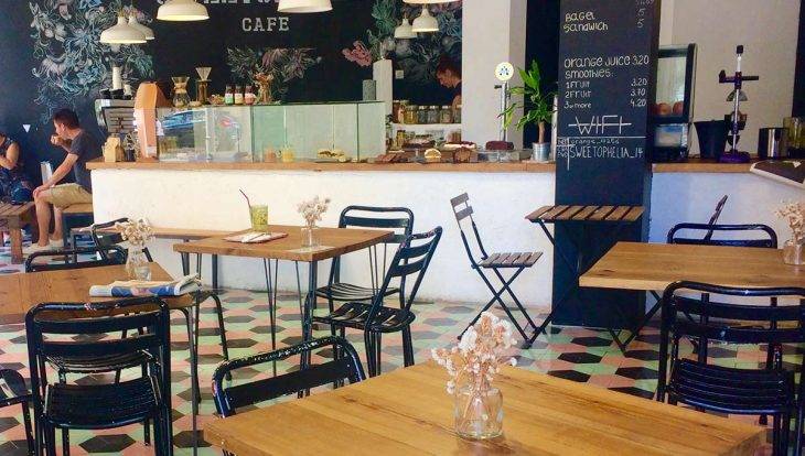 Interior del SweetOphelia Café